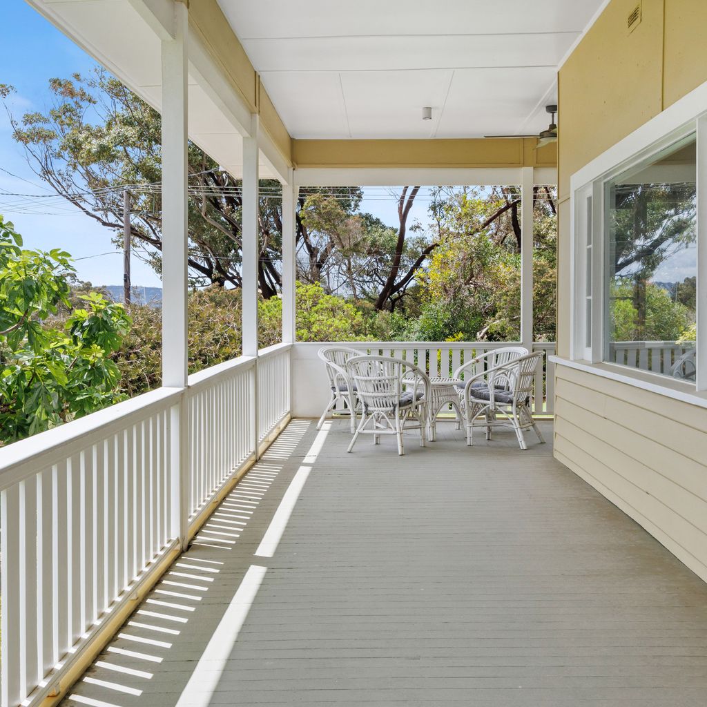 BEACHSIDE GETAWAY - DROMANA