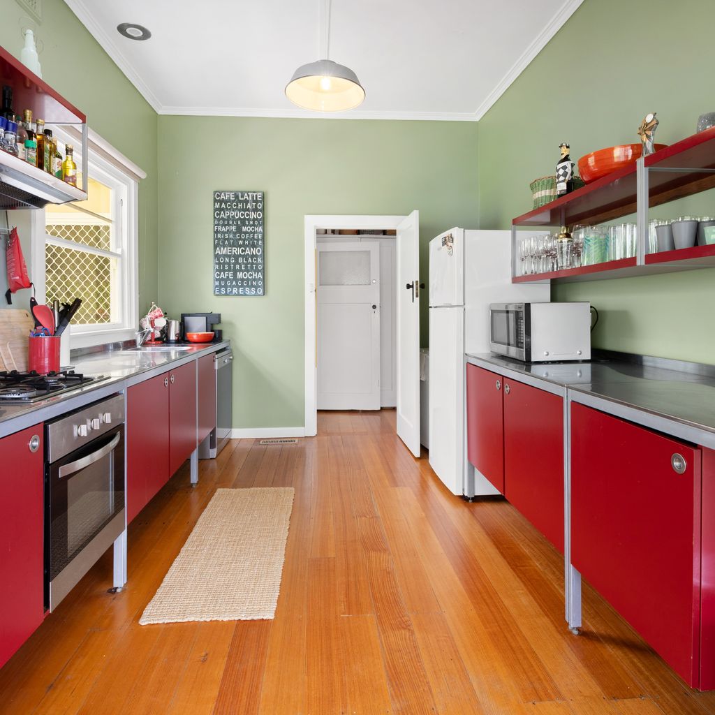 BEACHSIDE GETAWAY - DROMANA