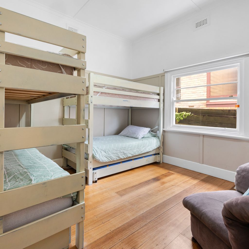 BEACHSIDE GETAWAY - DROMANA