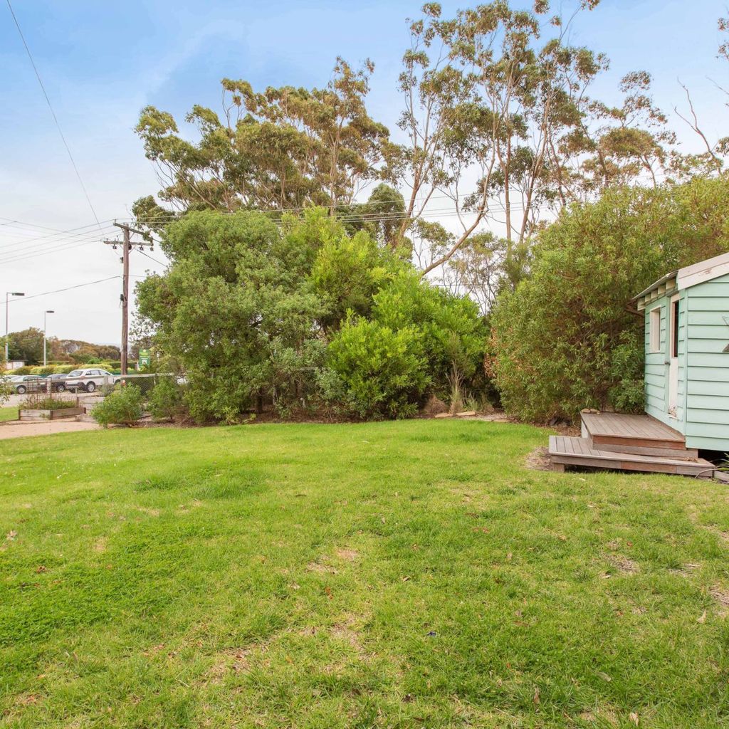 BEACHSIDE GETAWAY - DROMANA