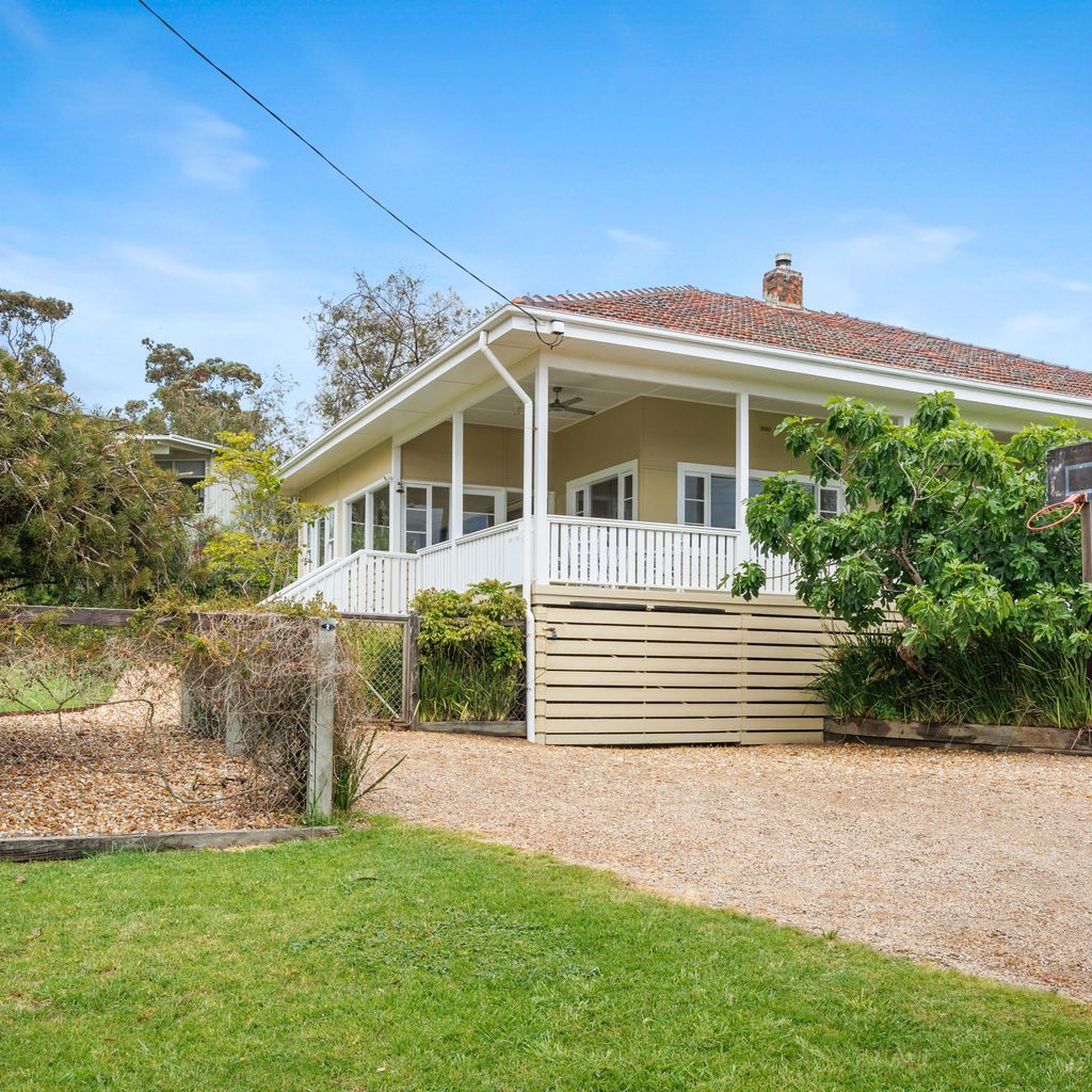 BEACHSIDE GETAWAY - DROMANA