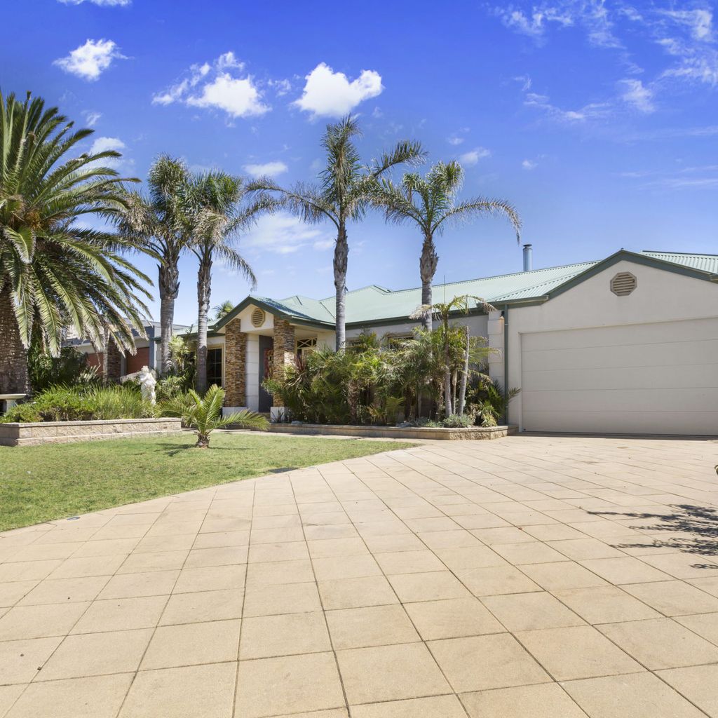 DIAMOND BAY RETREAT - SORRENTO