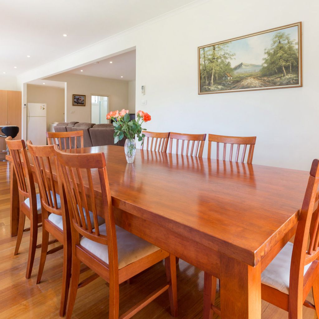 RENOVATED BEACH BEAUTY - ROSEBUD