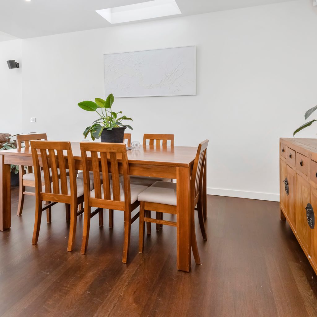 BANGALOW - MORNINGTON