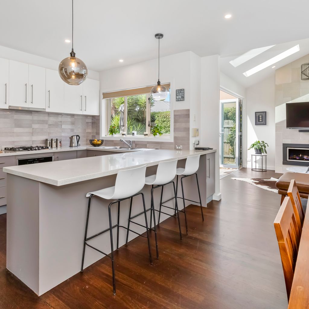 BANGALOW - MORNINGTON