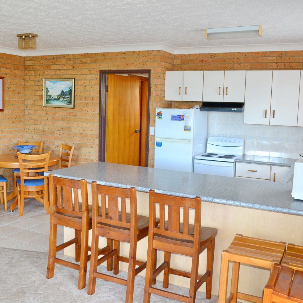 Kitchen and dining area.