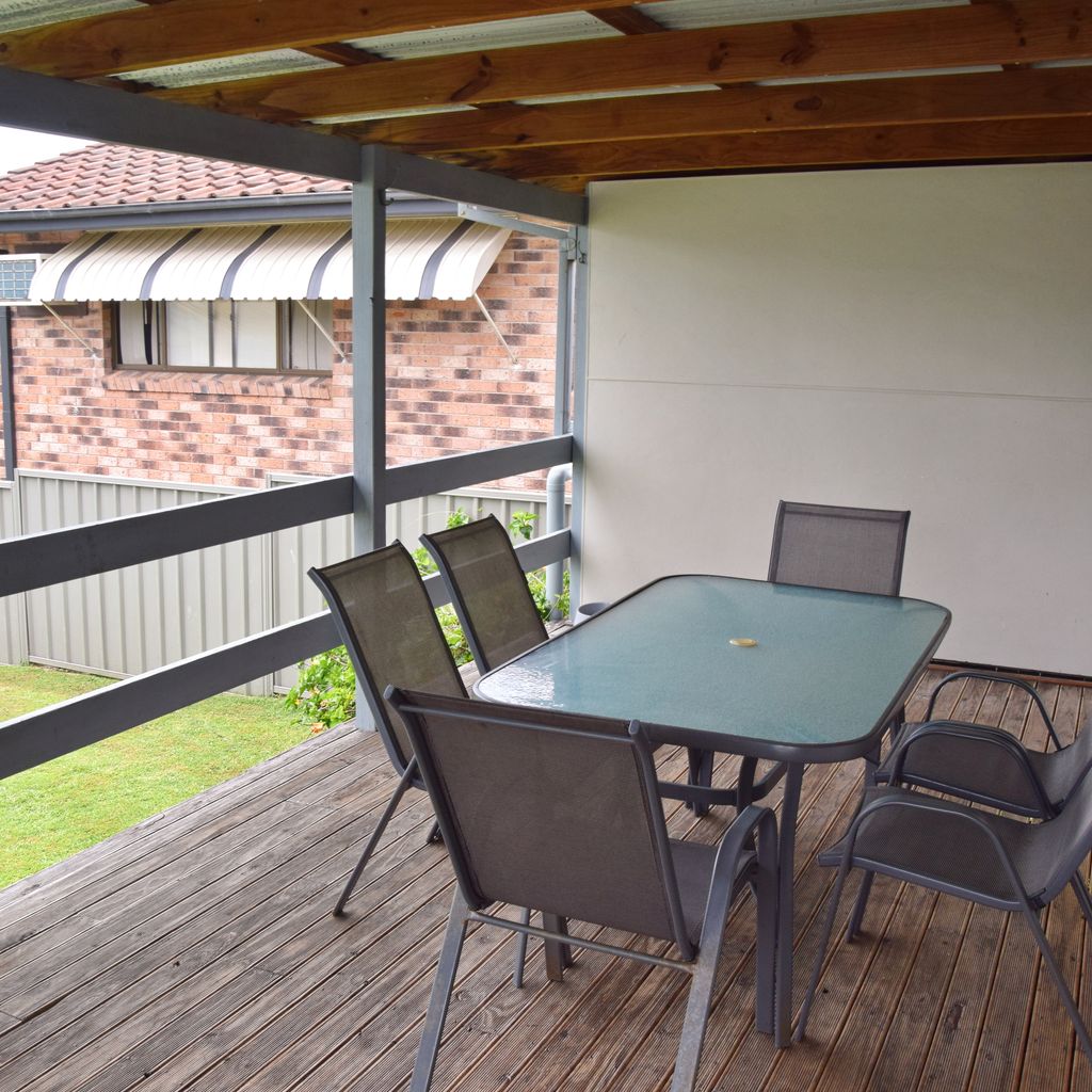 Front deck and outdoor dining.