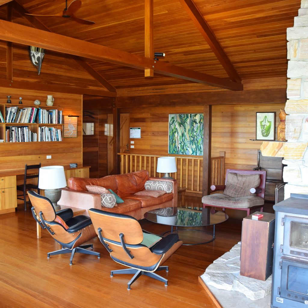 Living area (upstairs).