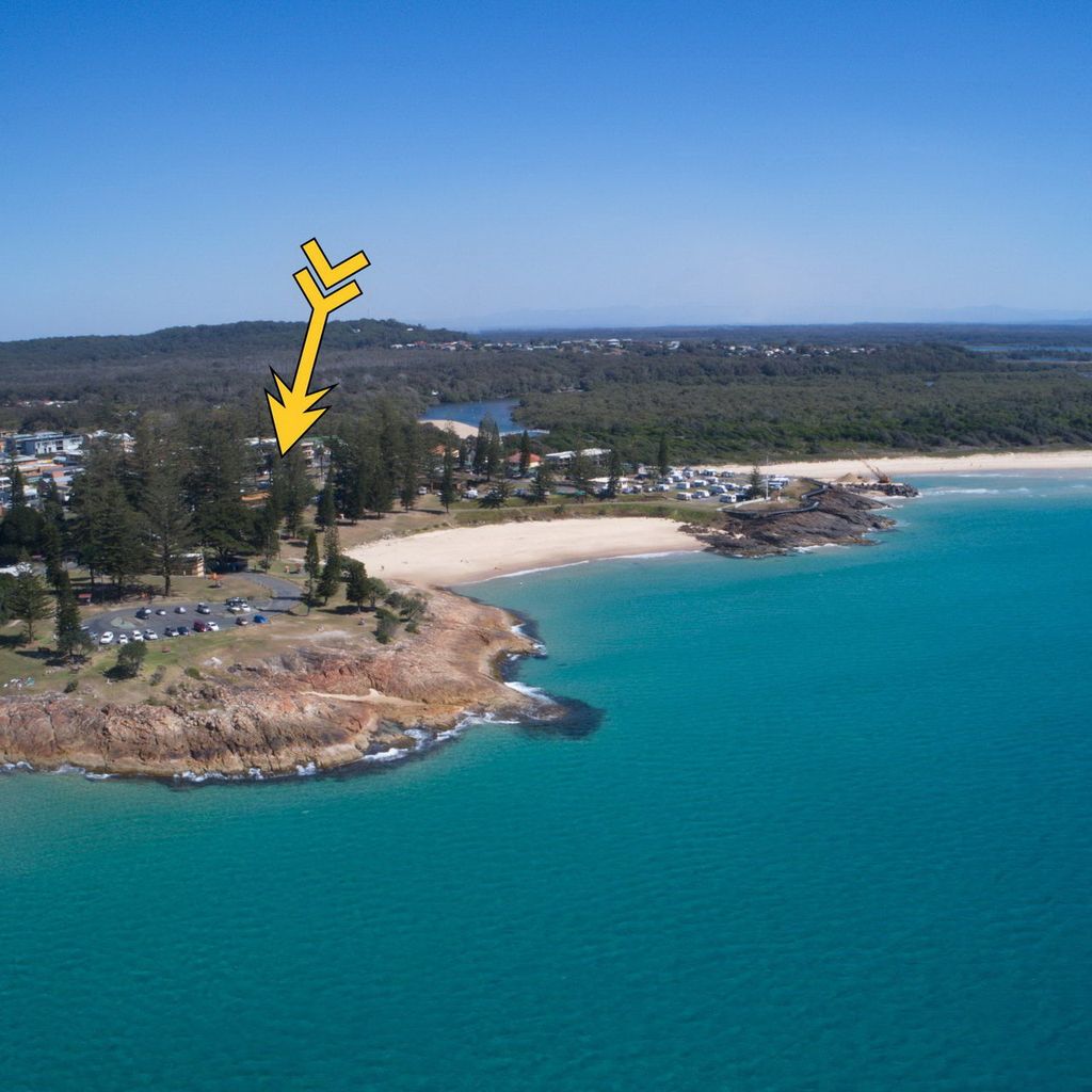 rial view of property.