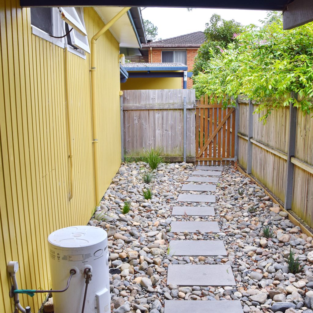 Side entrance to Cabin 4.