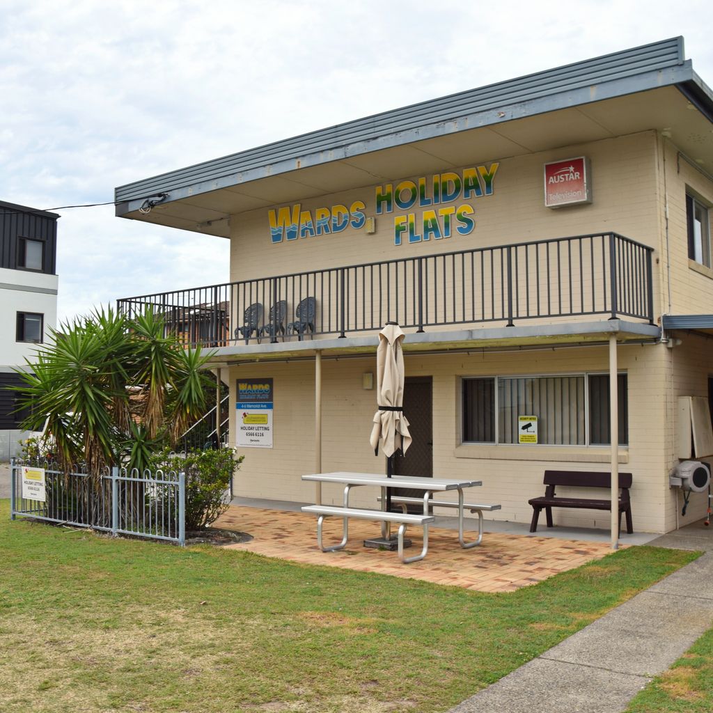 External view of the apartment complex.
