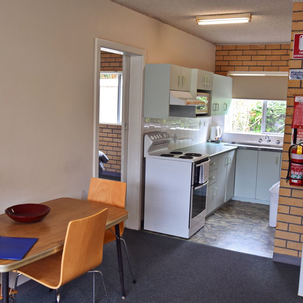 Kitchen and dining area.