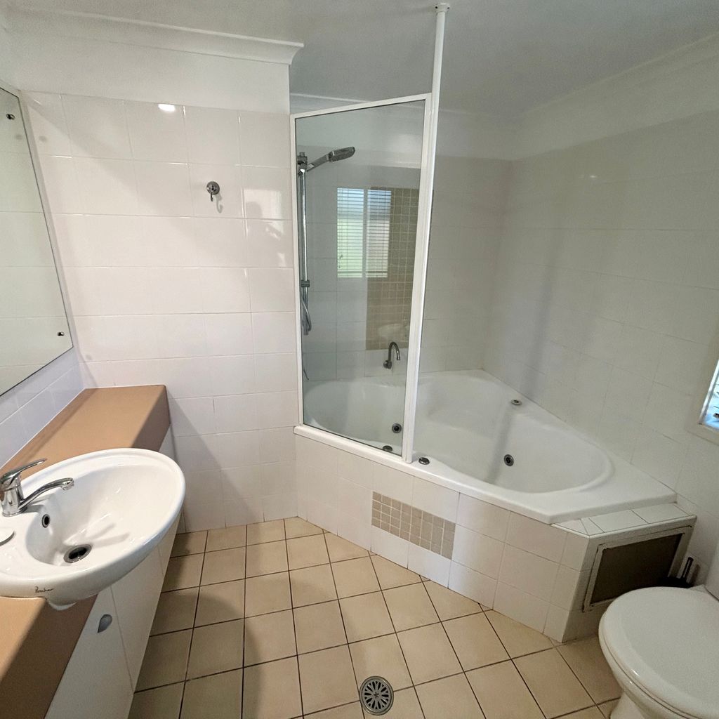 Jubilee Apartment 12