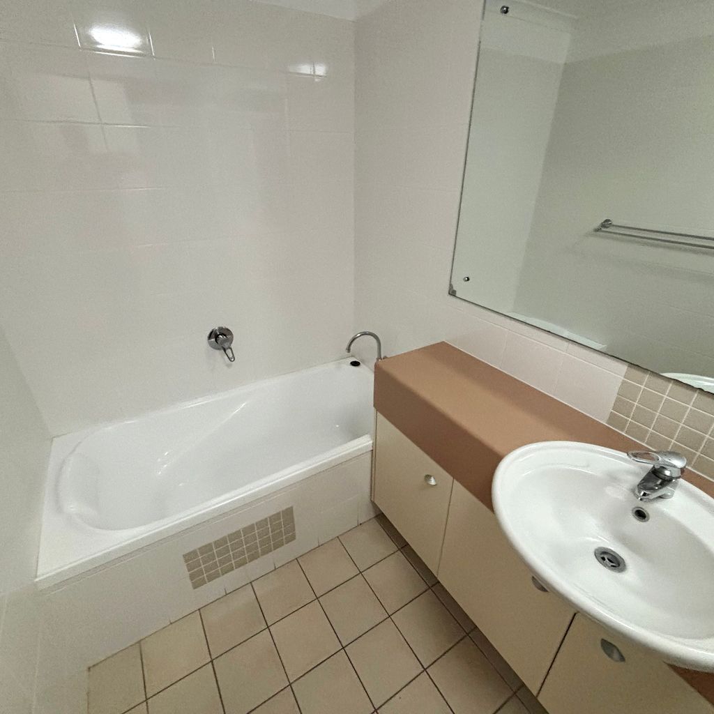 Jubilee Apartment 12