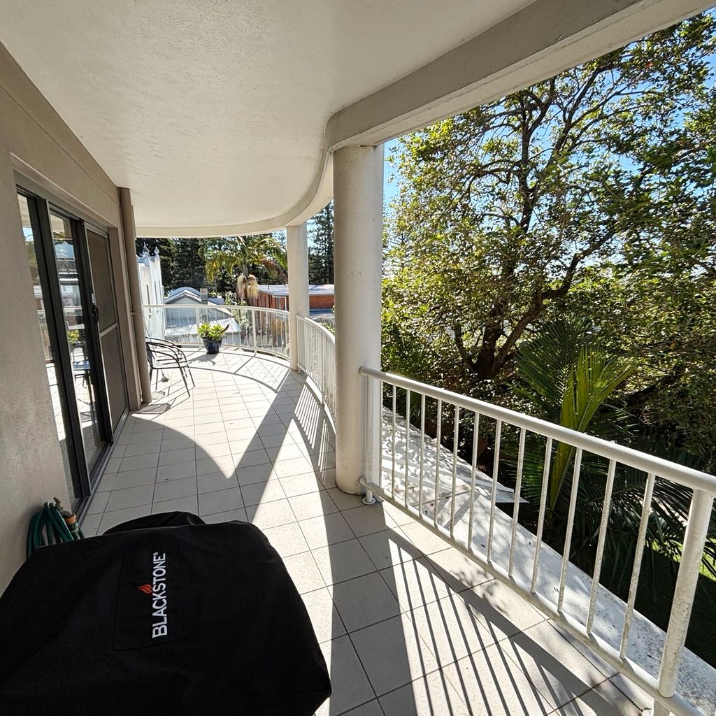 Jubilee Apartment 12