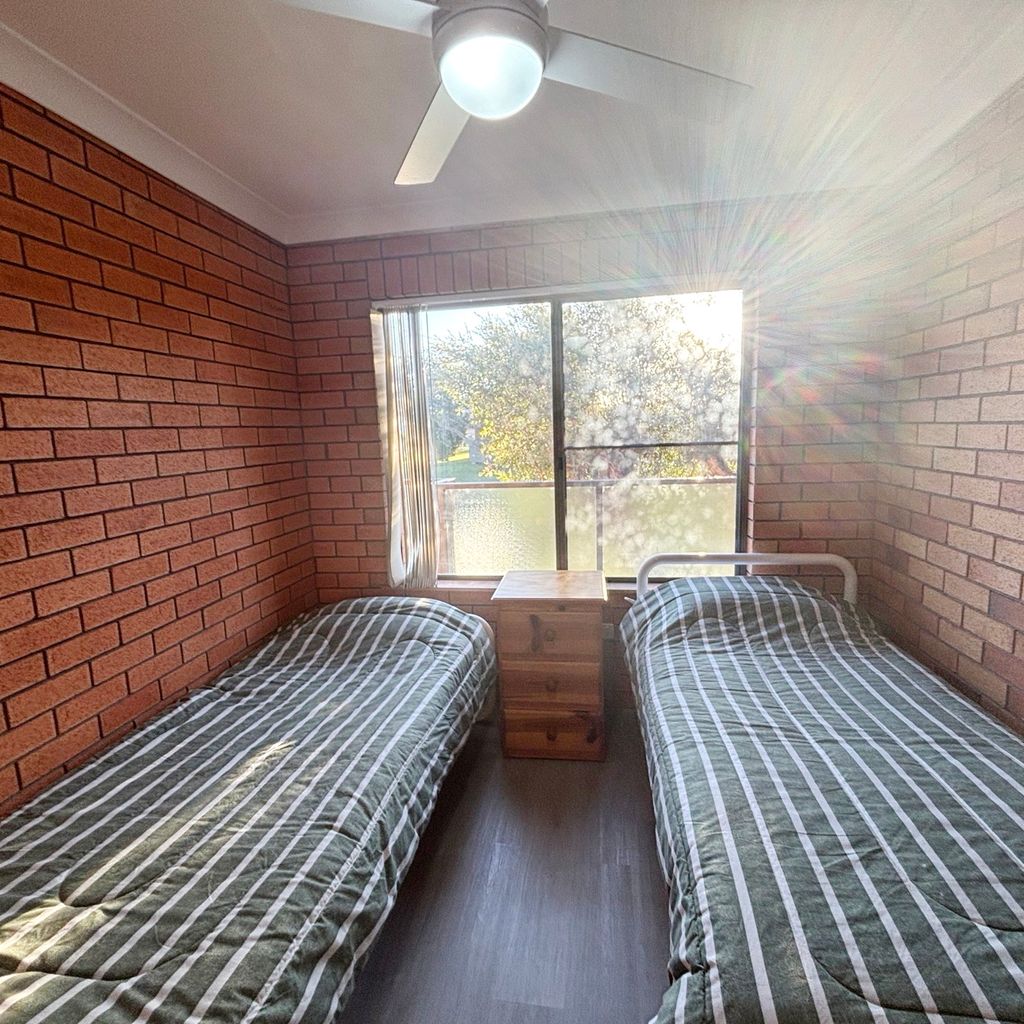 Second bedroom. 