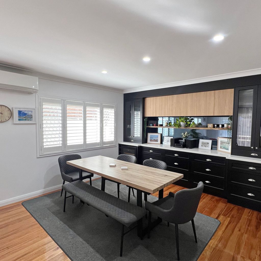 Kitchen and dining area.