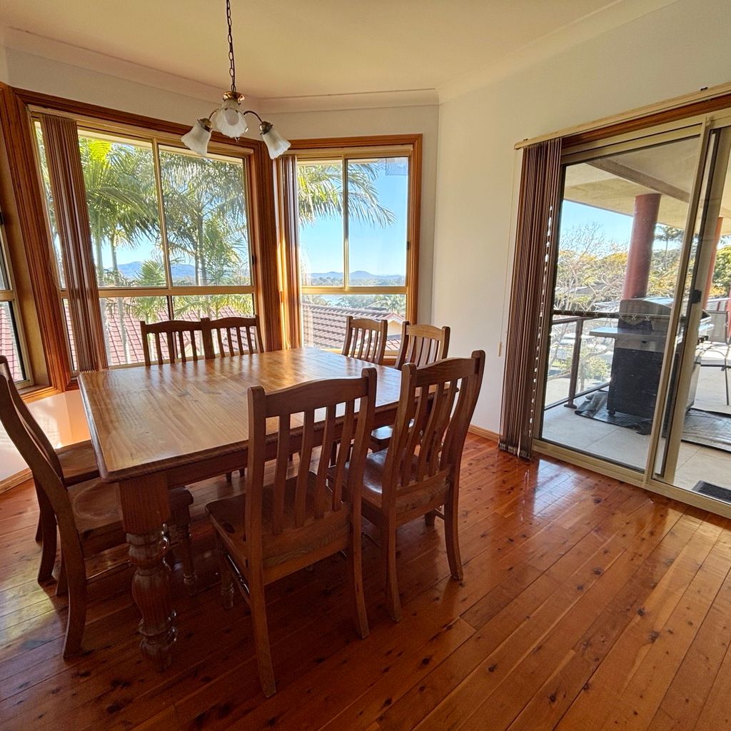 Dining area. 