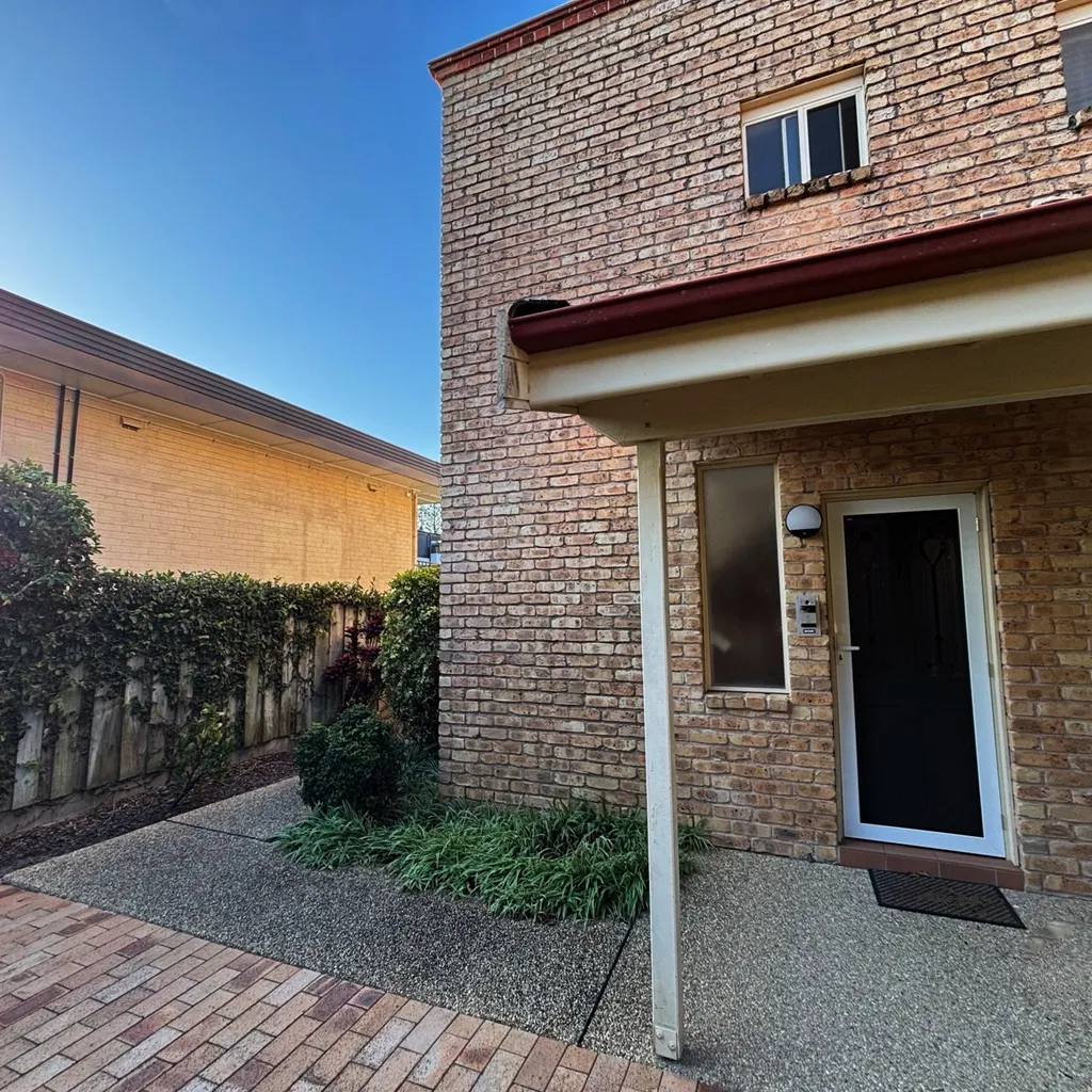 External view of the property. 