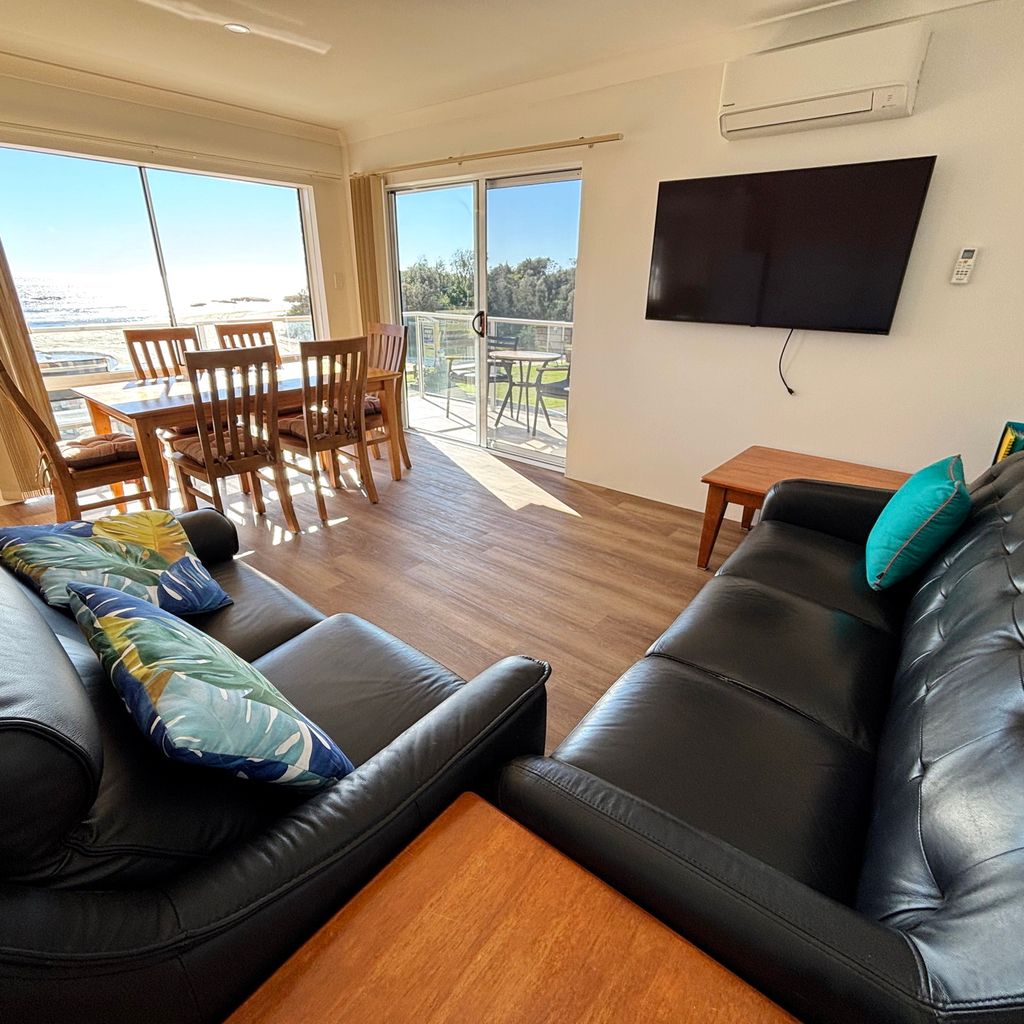 Pacific Court no.3 - South West Rocks