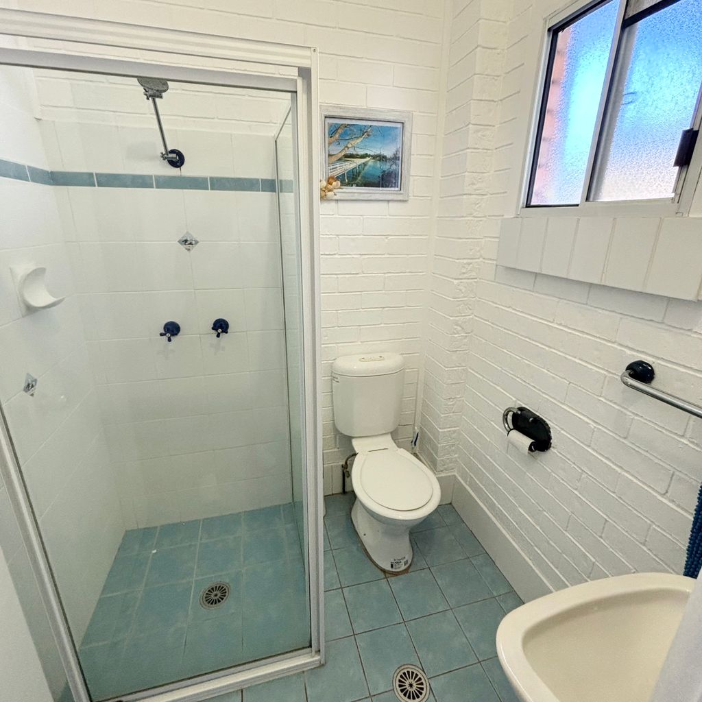 Bathroom in 'sleep-out' 