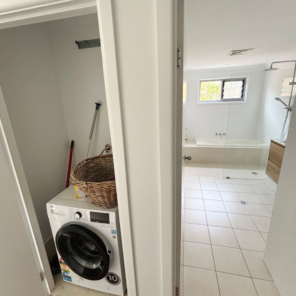 Laundry and main bathroom. 