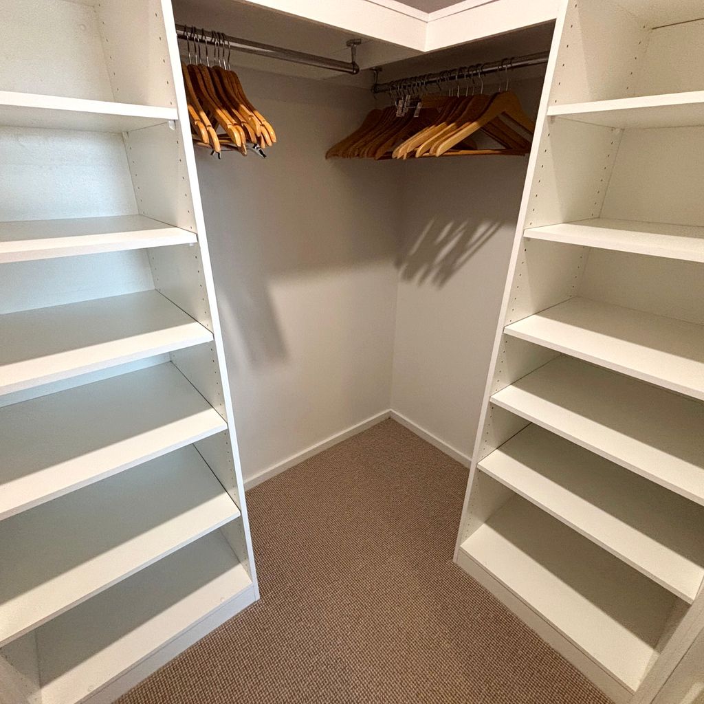 Jubilee Apartment 05
