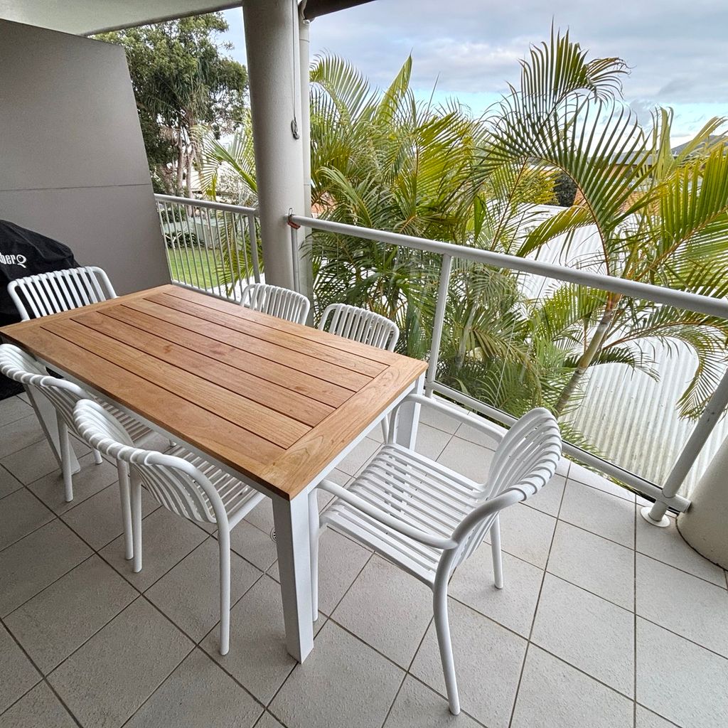 Jubilee Apartment 05