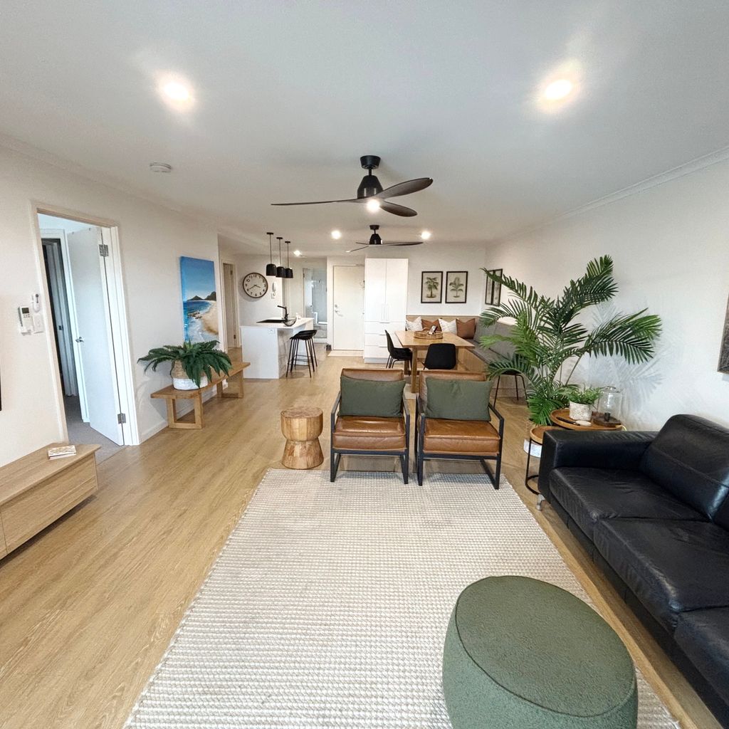 Jubilee Apartment 05