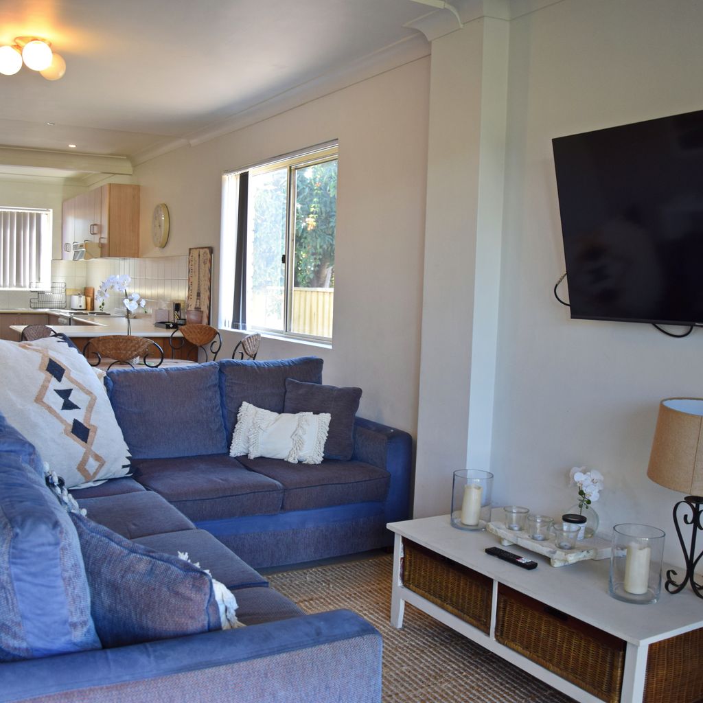 Living and dining area.