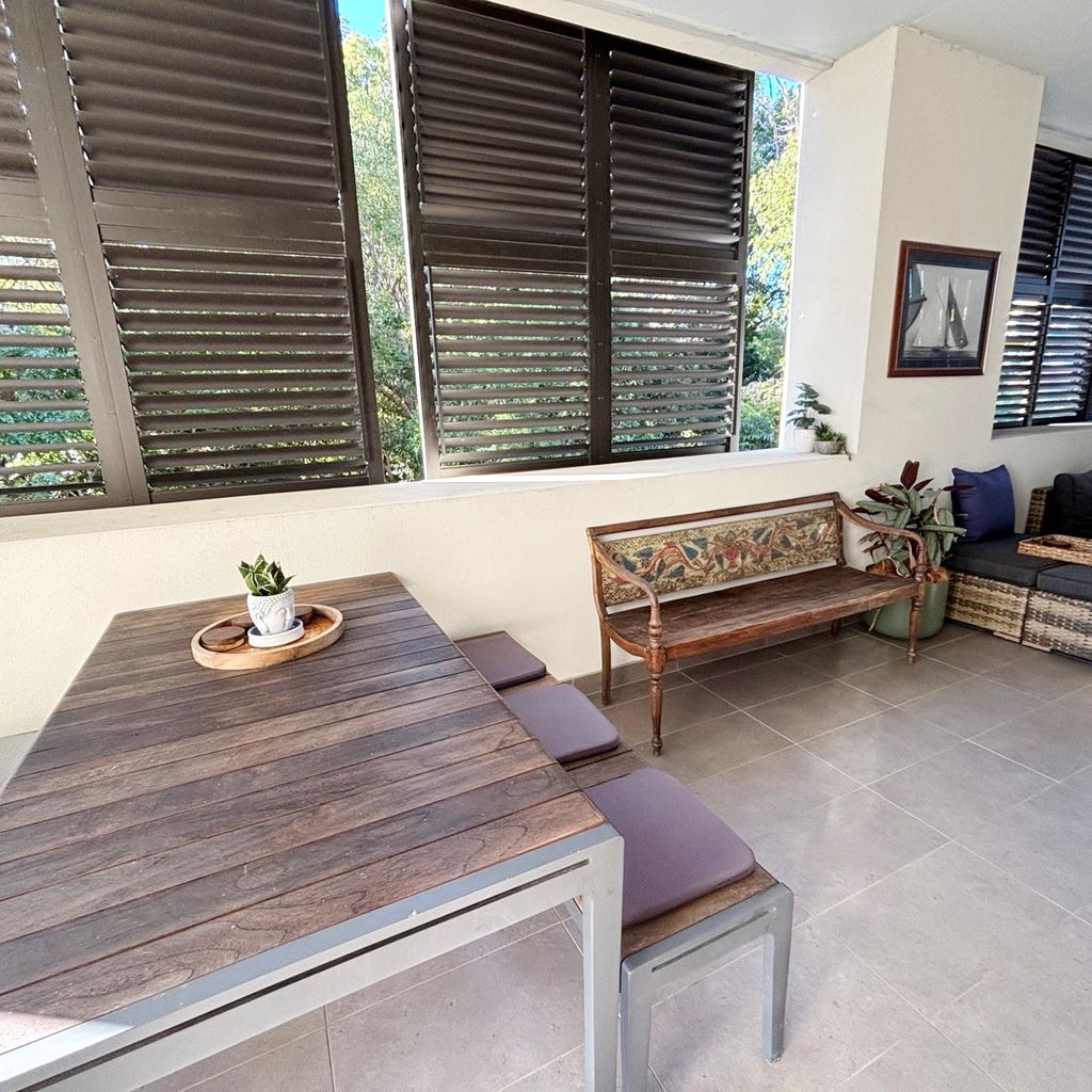 Private balcony and outdoor dining area. 