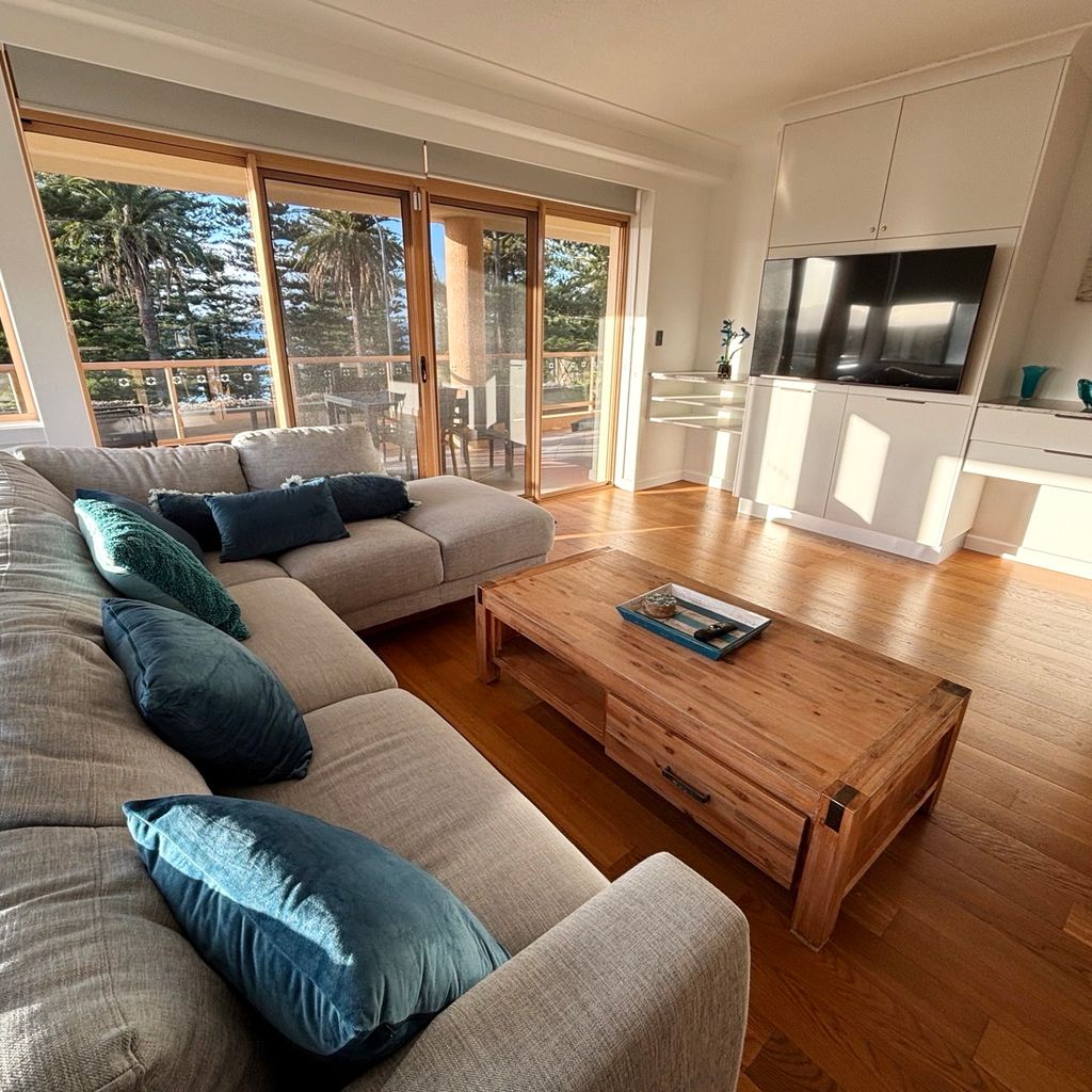 Living room. 