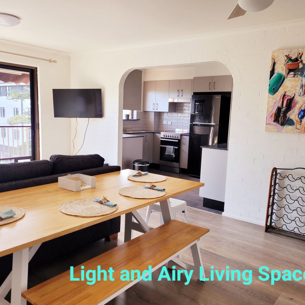 Kitchen and dining area.