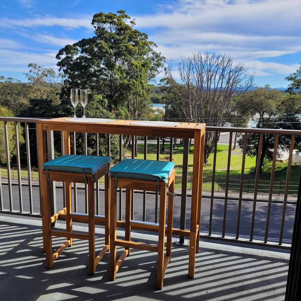 Outdoor set on the balcony.