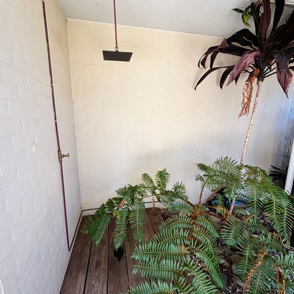 Outdoor shower. 