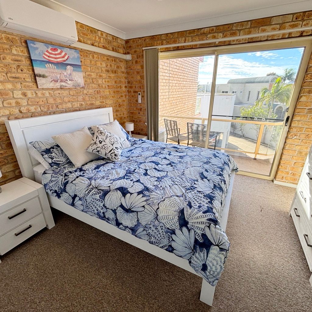 Main bedroom. 