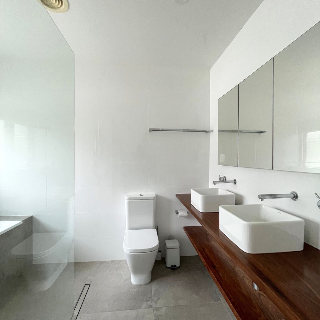 Waterford Apartment 8