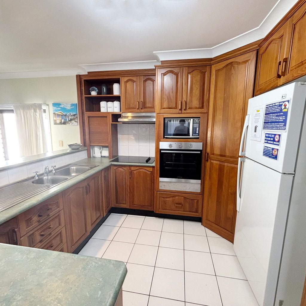 Kitchen. 