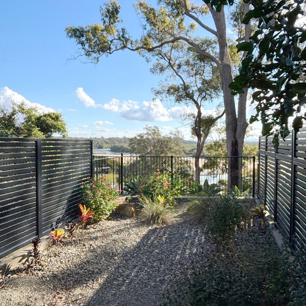 Main pathway - view of Back Creek