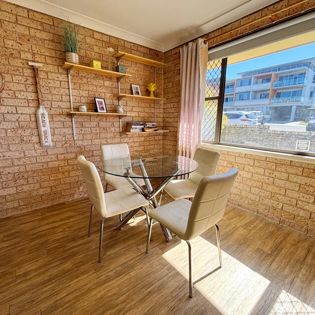 Dining area. 