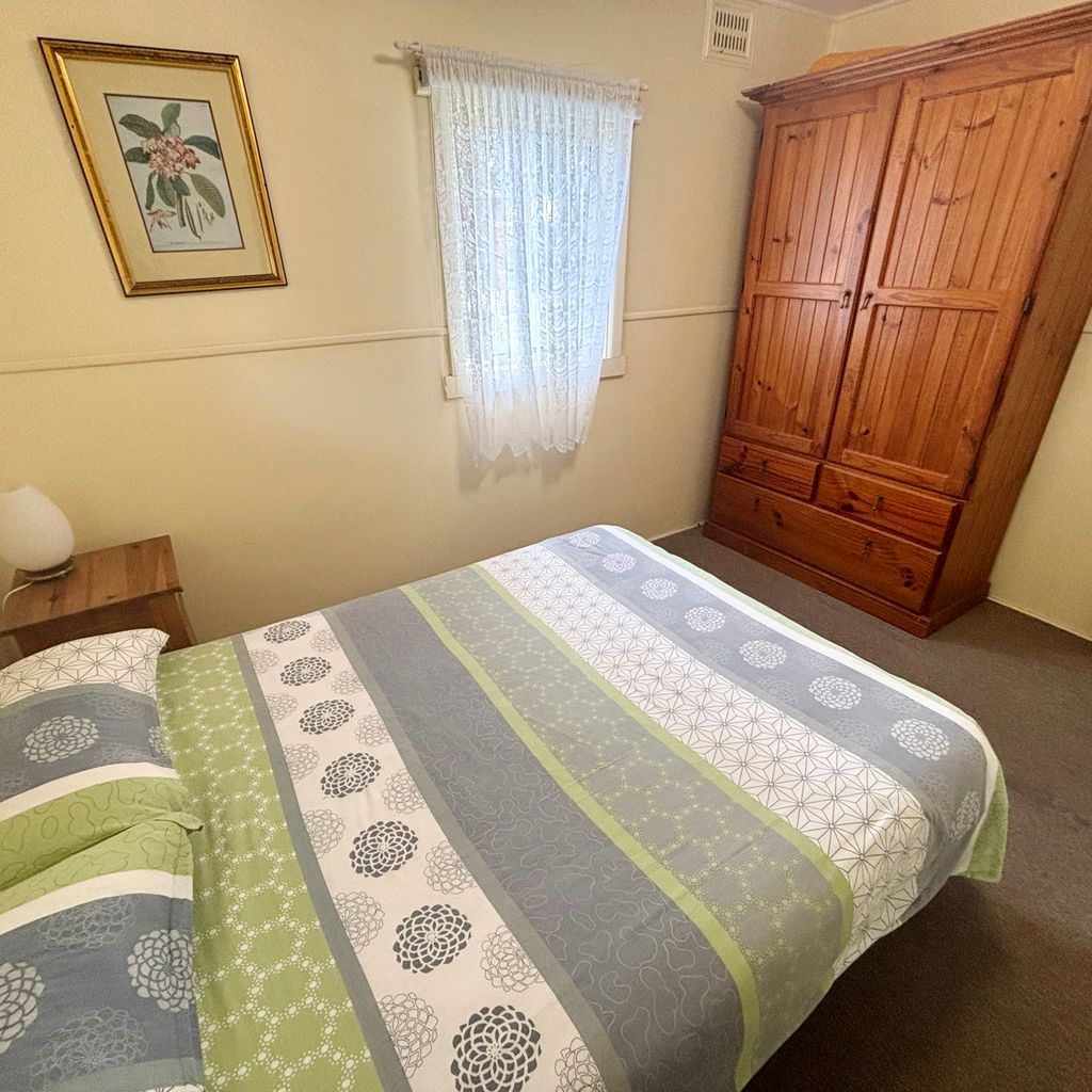 Main bedroom. 