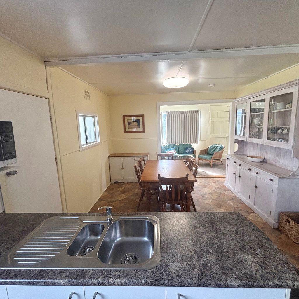 Kitchen and dining area. 