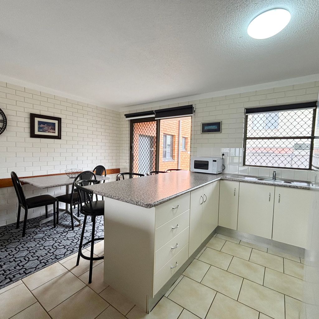 Kitchen and dining area. 