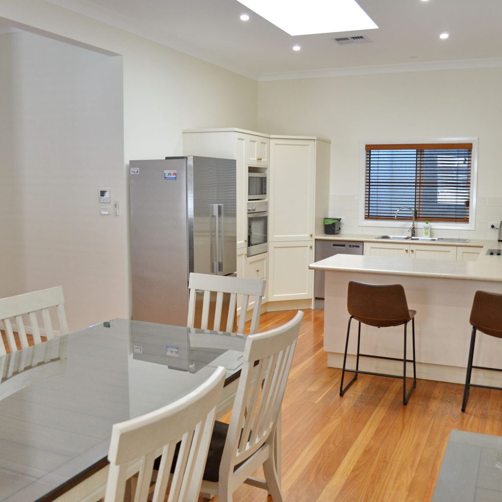 Kitchen and dining area.