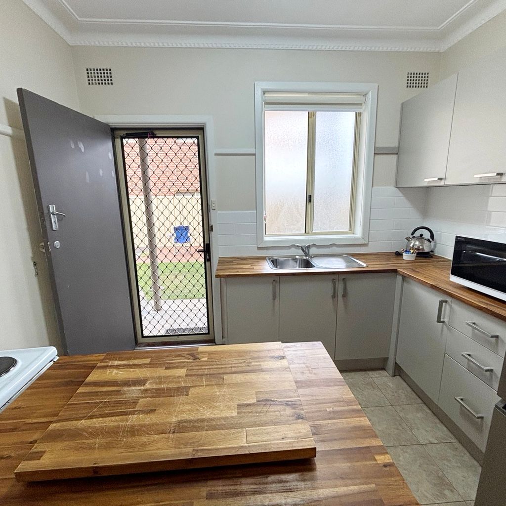 Kitchen. 
