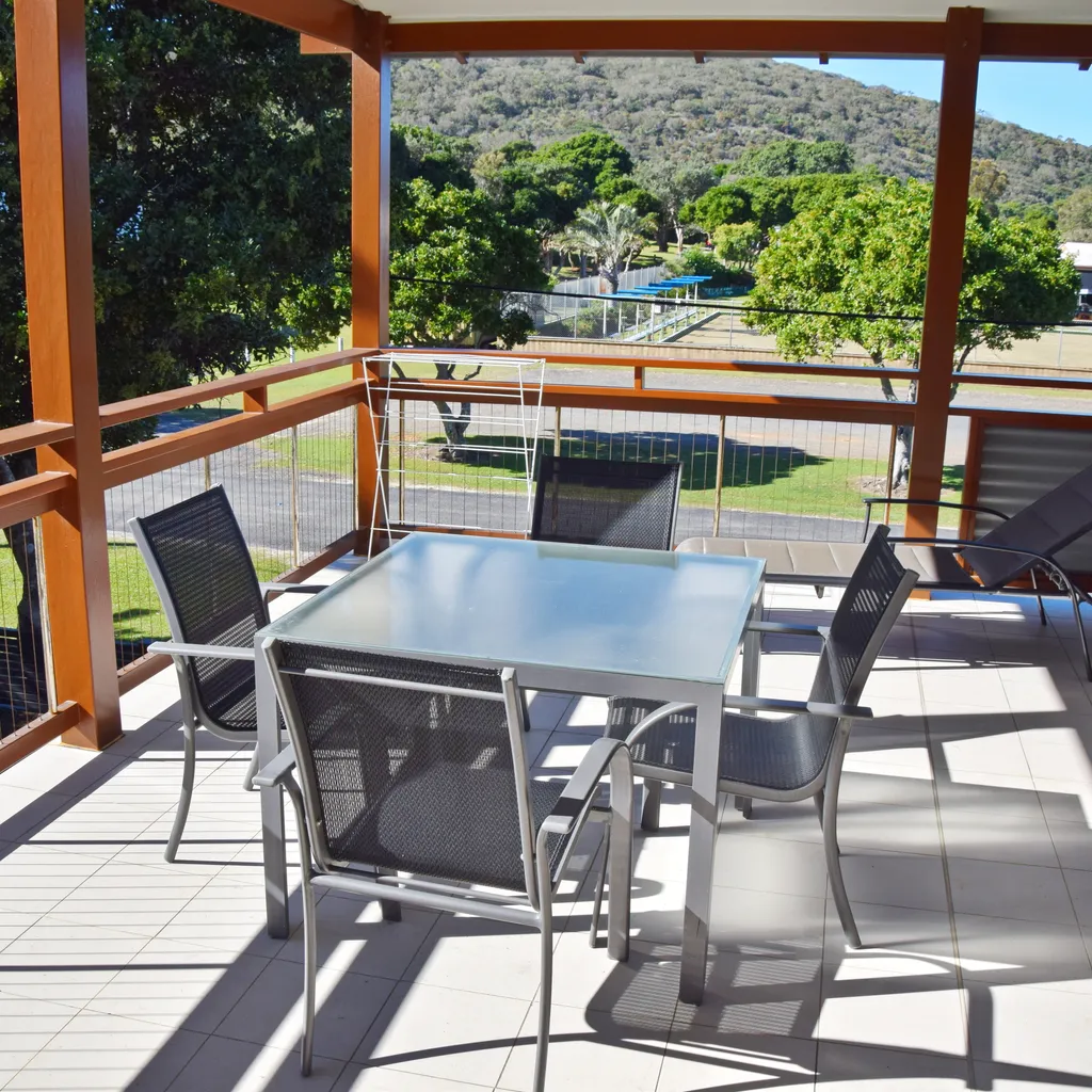 Outdoor dining area (upstairs).