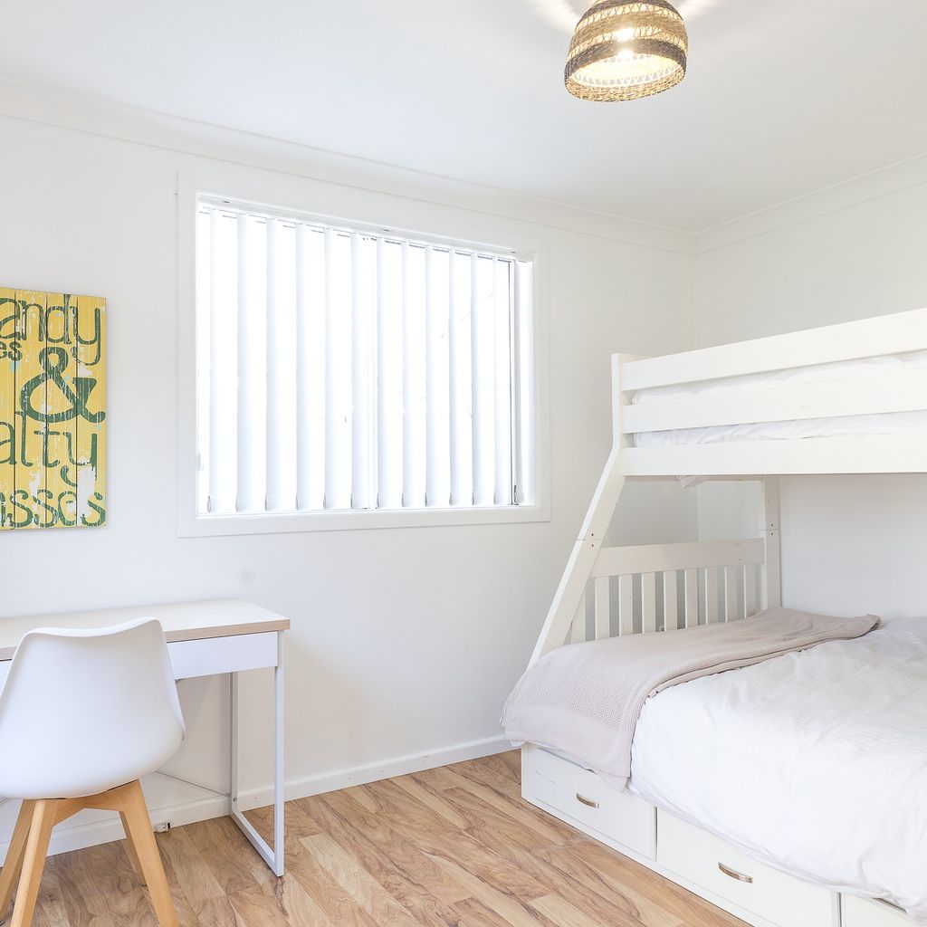 Fourth bedroom (sleepout).