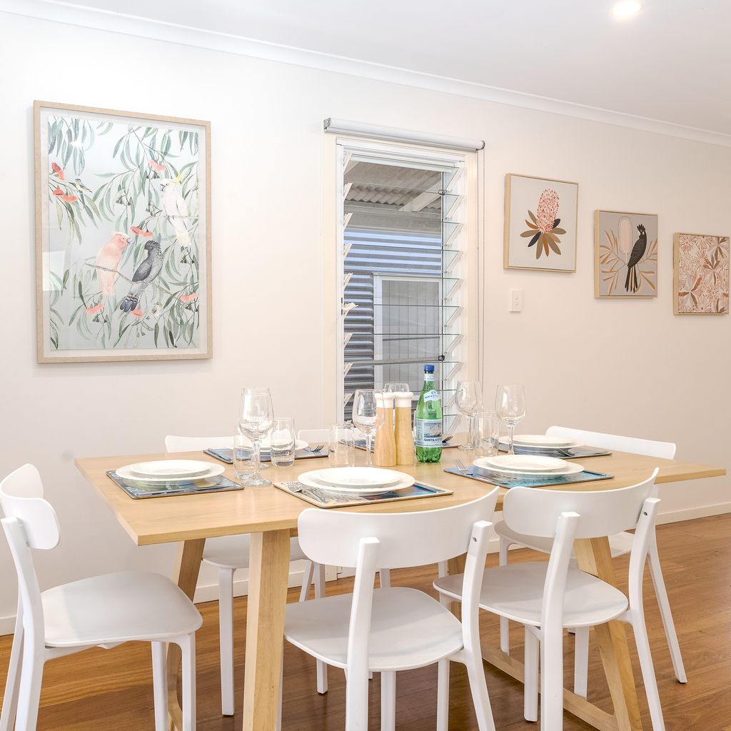 Set dining area.