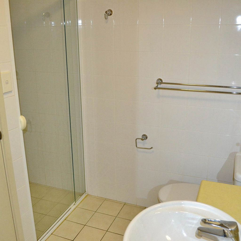 Jubilee Apartment 11