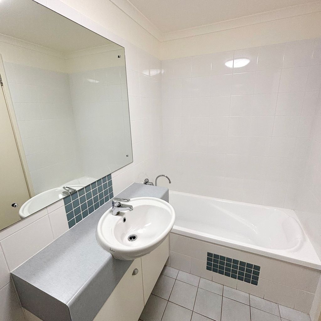 Jubilee Apartment 14